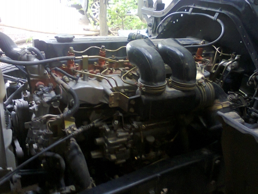 ขายหกล้อดั้มพ์ ISUZU-DECA-210-HP สภาพพร้อมใช้