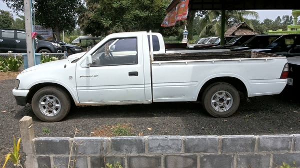 **139,000 บ.ต่อรอง**ขายดราก้อนอายตอนเดียว ราคาถูกๆ ISUZU SPARK EX 2.5 Turbo Dragoneye ปี40/97 เครื่องเดิมเกียร์เดิม เครื่องฟิตมาใหม่ แน่นๆ แรงดีไม่เยิ้ม เกียร์ดีไม่หลุด ไม่หอน ช่วงล่างคัสซีสวยเดิมๆไม่ปะไม่ดาม กระบะดีพื้นดีลอนกระบะยังสวยไม่ผุ หน้า-หลังเดิม