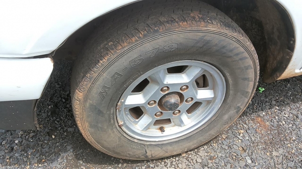 **139,000 บ.ต่อรอง**ขายดราก้อนอายตอนเดียว ราคาถูกๆ ISUZU SPARK EX 2.5 Turbo Dragoneye ปี40/97 เครื่องเดิมเกียร์เดิม เครื่องฟิตมาใหม่ แน่นๆ แรงดีไม่เยิ้ม เกียร์ดีไม่หลุด ไม่หอน ช่วงล่างคัสซีสวยเดิมๆไม่ปะไม่ดาม กระบะดีพื้นดีลอนกระบะยังสวยไม่ผุ หน้า-หลังเดิม