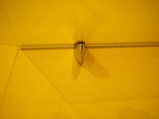 ขายโต๊ะขาสิงพร้อมเก้าอี้กระจกติดผนัง