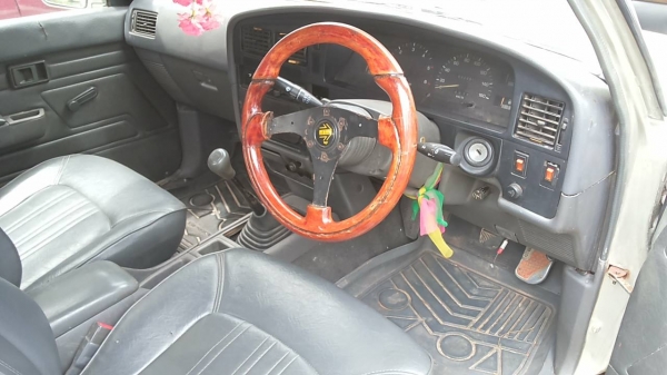 ***ขายแล้วครับขอบคุณ Truck2hand ขาย ไมตี้แค็ป 2.5 ปี36/93 เครื่องเดิมเกียร์เดิม เครื่องดี แรงดี ไม่เยิ้ม เกียร์ไม่มีหลุด ช่วงล่างคัสซีดี เดิม ไม่มีปะ กระบะดี มีพื้นปูกระบะ หน้า-หลังเดิมไม่เคยชนหนัก ภายในเก๋งดี คอนโซลดี พ.พาวเวอร์ แอร์มีระบบ สีสันดี ยางต้อ ***ขายแล้วครับขอบคุณ Truck2hand ขาย ไมตี้แค็ป 2.5 ปี36/93 เครื่องเดิมเกียร์เดิม เครื่องดี แรงดี ไม่เยิ้ม เกียร์ไม่มีหลุด ช่วงล่างคัสซีดี เดิม ไม่มีปะ กระบะดี มีพื้นปูกระบะ หน้า-หลังเดิมไม่เคยชนหนัก ภายในเก๋งดี คอนโซลดี พ.พาวเวอร์ แอร์มีระบบ สีสันดี ยางต้อ