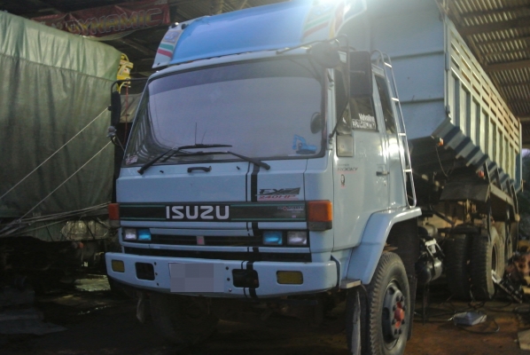 ISUZU FXZ240