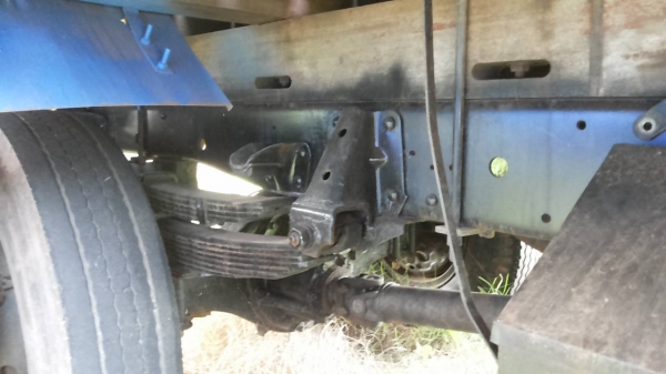 **430,000 บ.ต่อรอง**ขาย6ล้อช่วงยาว ISUZU 115 NPR59P ประกอบ ปี39 เครื่อง 4BD1 115HP แห้งดี แรง ไม่เยิ้ม ช่วงล่าง คานหน้า6น็อต เฟืองท้ายF คัสซีดี ไม่ปะไม่ดาม ไม่บวม กระบะพื้นไม้คอกเหล็ก 5.0ม. สภาพสวย พื้นดี ข้างดีไม่ผุ คอกเหล็กแป็ป แข็งแรง หัวเก๋งสวย ภายในส