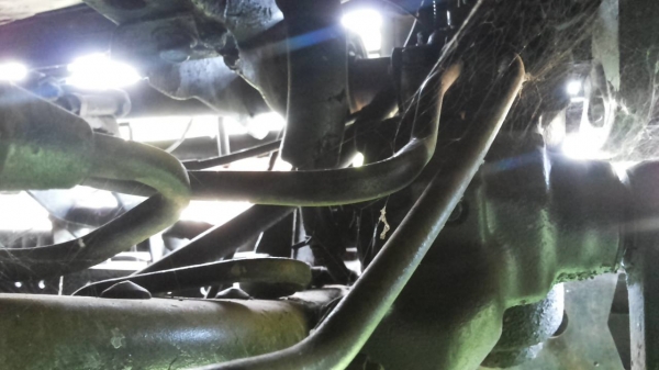 **430,000 บ.ต่อรอง**ขาย6ล้อช่วงยาว ISUZU 115 NPR59P ประกอบ ปี39 เครื่อง 4BD1 115HP แห้งดี แรง ไม่เยิ้ม ช่วงล่าง คานหน้า6น็อต เฟืองท้ายF คัสซีดี ไม่ปะไม่ดาม ไม่บวม กระบะพื้นไม้คอกเหล็ก 5.0ม. สภาพสวย พื้นดี ข้างดีไม่ผุ คอกเหล็กแป็ป แข็งแรง หัวเก๋งสวย ภายในส