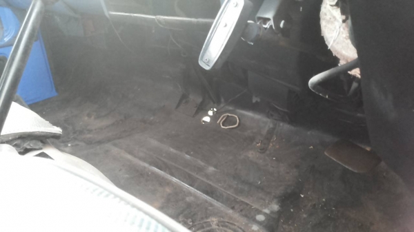 **430,000 บ.ต่อรอง**ขาย6ล้อช่วงยาว ISUZU 115 NPR59P ประกอบ ปี39 เครื่อง 4BD1 115HP แห้งดี แรง ไม่เยิ้ม ช่วงล่าง คานหน้า6น็อต เฟืองท้ายF คัสซีดี ไม่ปะไม่ดาม ไม่บวม กระบะพื้นไม้คอกเหล็ก 5.0ม. สภาพสวย พื้นดี ข้างดีไม่ผุ คอกเหล็กแป็ป แข็งแรง หัวเก๋งสวย ภายในส