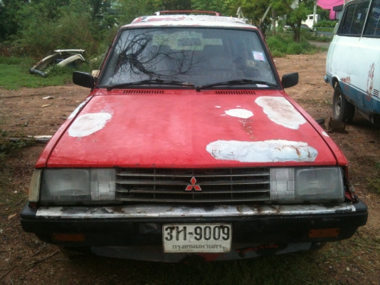 มิสซู เฉินหลง แวน สีแดง เครื่องดีเซล4D55เดินนิ่ง พร้อมขับพร้อมโอน ทะเบียนเต็ม ขาย 25,000