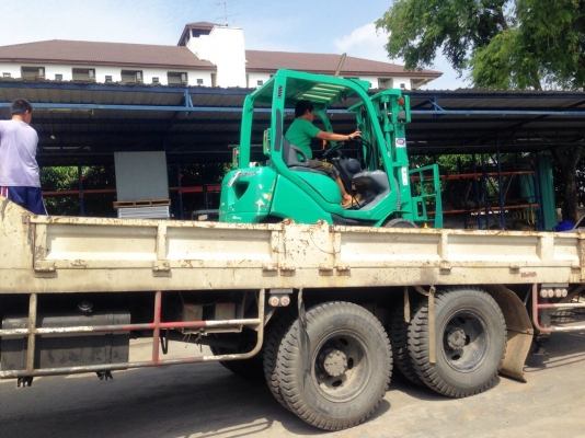 ส่งลูกค้าคลองหลวงKOMATSU FG15-18
