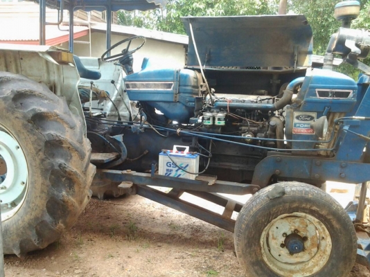 FORD 6600 T5 D4NNเสื้อเรียบ ไอดีกลม หาง7CMT ใบดัน เอกสารเล่มทะเบียน ภาษีเต็ม