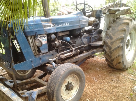 FORD 6600 T5 D4NNเสื้อเรียบ ไอดีกลม หาง7CMT ใบดัน เอกสารเล่มทะเบียน ภาษีเต็ม