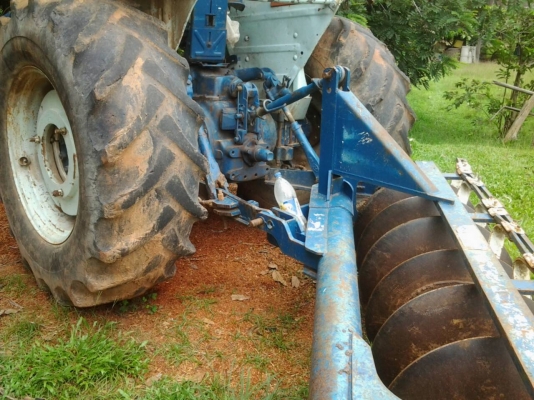 FORD 6600 T5 D4NNเสื้อเรียบ ไอดีกลม หาง7CMT ใบดัน เอกสารเล่มทะเบียน ภาษีเต็ม