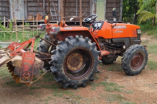 ขายรถไถ KUBOTA L-3408 พร้อมโรตารี่ตราช้าง ขายรถไถ KUBOTA L-3408 พร้อมโรตารี่ตราช้าง