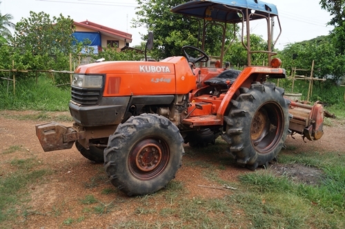 ขายรถไถ KUBOTA L-3408 พร้อมโรตารี่ตราช้าง ขายรถไถ KUBOTA L-3408 พร้อมโรตารี่ตราช้าง