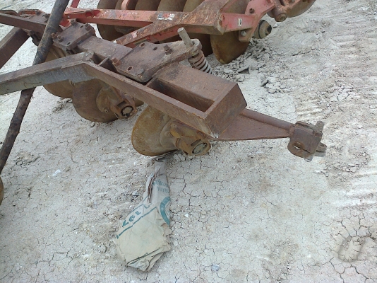 ขายผาน3รถไถฟอร์ด สอบถามได้ 19,800