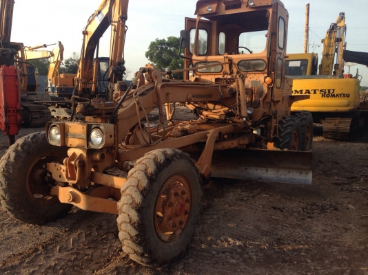 ขายรถเกรด GD30-5สภาพพร้อมใช้สนใจติดต่อ บอย085-156-2314 ขายรถเกรด GD30-5สภาพพร้อมใช้สนใจติดต่อ บอย085-156-2314