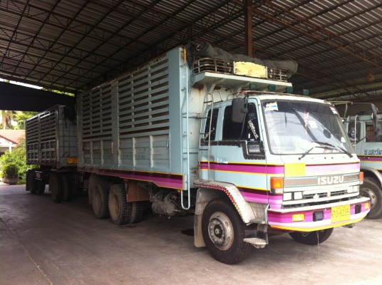 ขายพ่วง บรรทุกพืชไร่