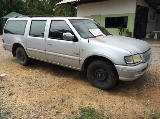 ขาย isuzu tripper 4 ประตู 9ที่นั่ง เครื่อง3000 เกียร์ธรรมดา ปี2001 ขาย isuzu tripper 4 ประตู 9ที่นั่ง เครื่อง3000 เกียร์ธรรมดา ปี2001