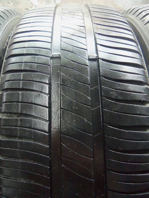 ขายยาง MICHELIN ENERGY XM2 185-55-16 ปี11 ดอกเต็ม ไม่บวม ชุดละ 3,000 บาท
