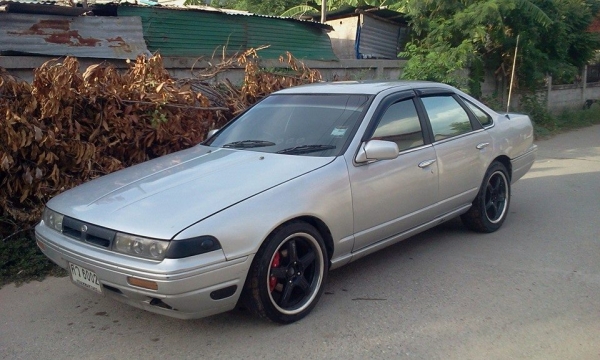 ขาย cefiro a31 เครื่อง 1jz  ติดแก็สlpg  ขายถุกจ้า  ขับส่งได้ทั่วไทยจ้า