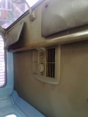 ขายหกล้อ ISUZU NPR 120 แอร์ ขายหกล้อ ISUZU NPR 120 แอร์