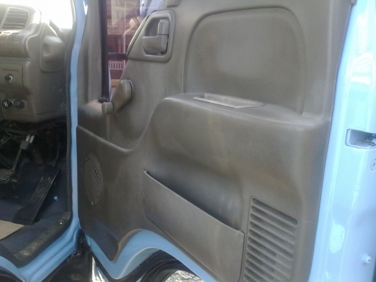 ขายหกล้อ ISUZU NPR 120 แอร์ ขายหกล้อ ISUZU NPR 120 แอร์