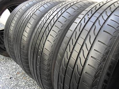 ขายยาง MICHELIN PRIMACY LC ปี13(1ชุด) 215-60-16 ราคา 4,500
