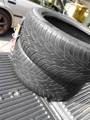 265/50R20 AURORA RADIAL RH08 MADE IN KOREA มี 2 เส้น TEL.081-427-3941 265/50R20 AURORA RADIAL RH08 MADE IN KOREA มี 2 เส้น TEL.081-427-3941