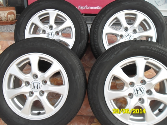 ล้อแม็กพร้อมยาง ขอบ15 5รู 114 ยางปี2011