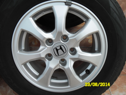 ล้อแม็กพร้อมยาง ขอบ15 5รู 114 ยางปี2011 ล้อแม็กพร้อมยาง ขอบ15 5รู 114 ยางปี2011