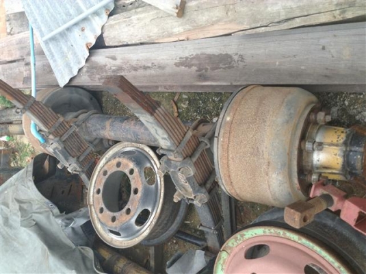 ขายเพลากลม พร้อมแหนบ 12000 พร้อมใช้งานได้เลย ขายเพลากลม พร้อมแหนบ 12000 พร้อมใช้งานได้เลย