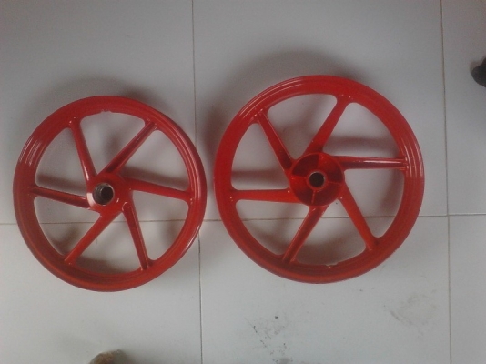 ขาย ล้อแม็ก HONDA ใส่ LS  หกก้านสีใหม่