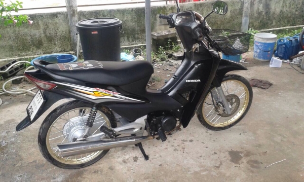 ขาย Wave100 Ubox ปี51 T.0851713153