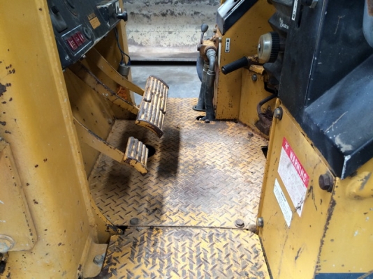 Komatsu D21S-6 นำเข้าจากยุโรป สภาพสวย พร้อมใช้