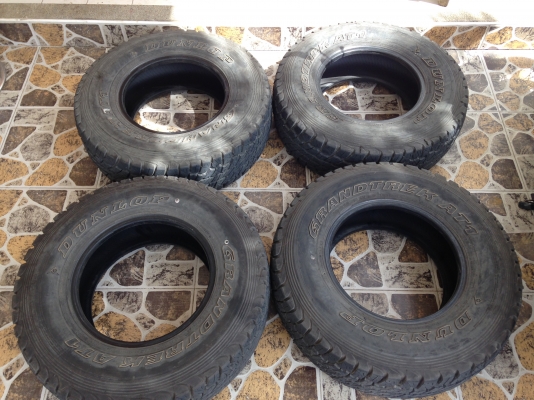 ขายยาง 30x9.5 R15 Dunlop AT2 ปี 12 4 เส้น 4,900 ค่ะ ขายยาง 30x9.5 R15 Dunlop AT2 ปี 12 4 เส้น 4,900 ค่ะ