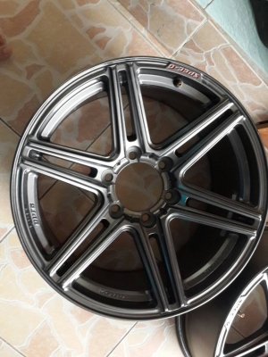 แม็กขอบ 18x9  6รู139  1คู่  สวยๆมาก ไม่มีดุ้ง ไม่มีซ่อม