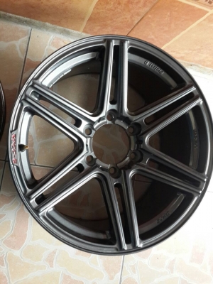 แม็กขอบ 18x9  6รู139  1คู่  สวยๆมาก ไม่มีดุ้ง ไม่มีซ่อม