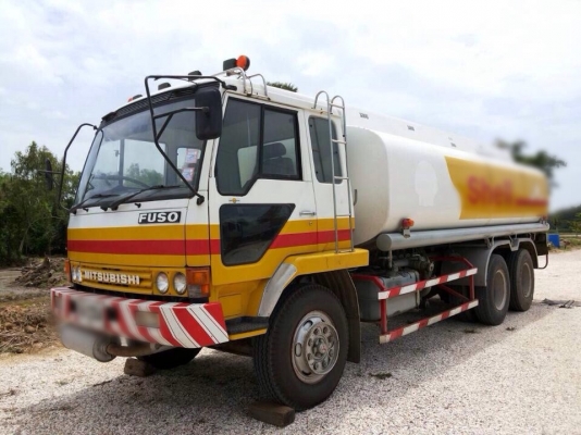 ขายรถบรรทุกน้ำมัน MITSUBISHI FN516M 1 เพลา เครื่อง 195 แรง ขนาดบรรจุ 16,000 ทะเบียนพร้อม