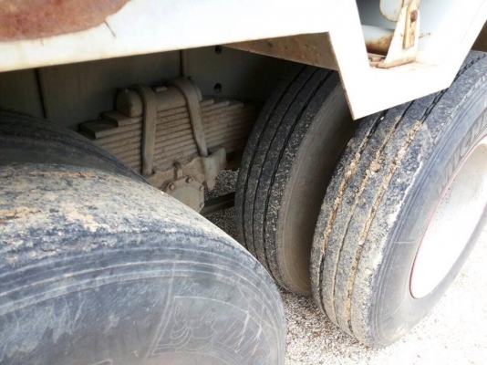 ขายรถบรรทุกน้ำมัน MITSUBISHI FN516M 1 เพลา เครื่อง 195 แรง ขนาดบรรจุ 16,000 ทะเบียนพร้อม