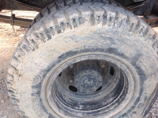 โม่ปูน HINO   2.5 Q