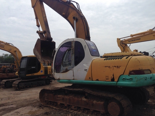 ขายSK200Vไฟฟ้าครบสีไม่สวยอย่างเดียว สนใจติดต่อ บอย 085-156-2314