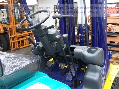ขาย รถโฟล์คลิฟท์ KOMATSU รุ่น FG20-12