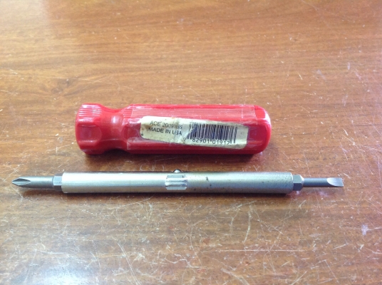 ขายไขควง ACE 4 in 1 ใหม่เก่าเก็บ ขายไขควง ACE 4 in 1 ใหม่เก่าเก็บ