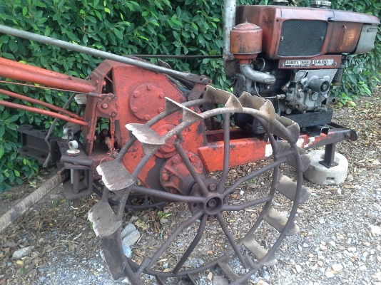 ขายรถเดินตามพร้อมเครื่อง คูโบต้า 8 แรง เครื่องแน่น พร้อมใช้งาน16500 ขายรถเดินตามพร้อมเครื่อง คูโบต้า 8 แรง เครื่องแน่น พร้อมใช้งาน16500