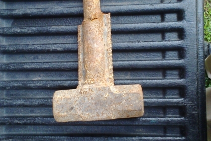 ฆ้อนปอน ตราฆ้อนคู่เยอรมันตัวใหญ่ครับสภาพพร้อมใช้งานครับพร้อมด้ามยาวสวยๆครับตัวนี้ เยอรมันแท้ครับราคานี้คุ้มมากครับ