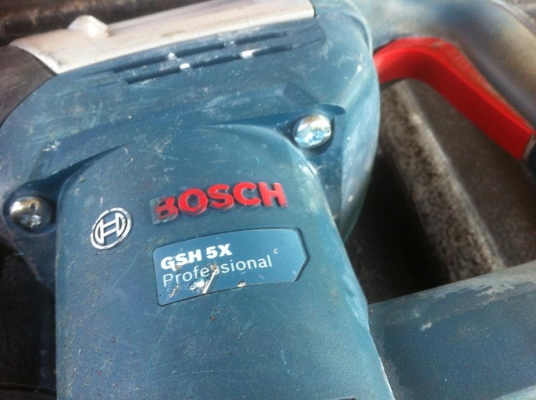 สกัดทำลาย 1,025w. BOSCH demolition hammer HEX GSH5X Profession