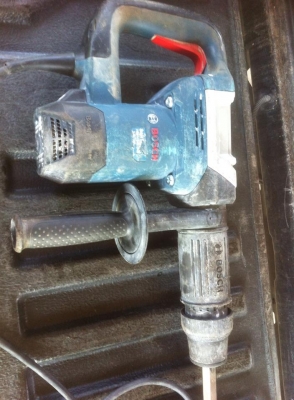 สกัดทำลาย 1,025w. BOSCH demolition hammer HEX GSH5X Profession