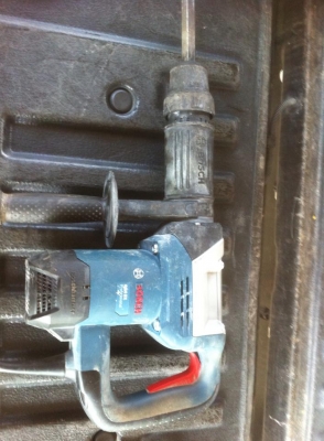 สกัดทำลาย 1,025w. BOSCH demolition hammer HEX GSH5X Profession