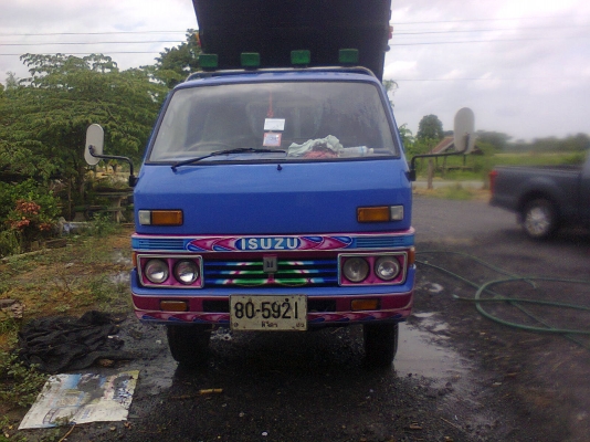 ขายหกล้อดั้มเกษตร  ISUZU  100 แรง