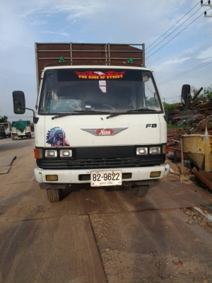 ขาย รถบรรทุก HINO 6 ล้อ ปี33 ยาว 5.5 เมตร ขาย รถบรรทุก HINO 6 ล้อ ปี33 ยาว 5.5 เมตร