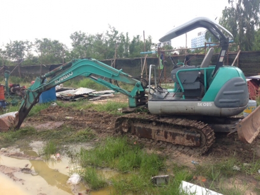 ขายรถแบคโฮ KOBELCO SK025