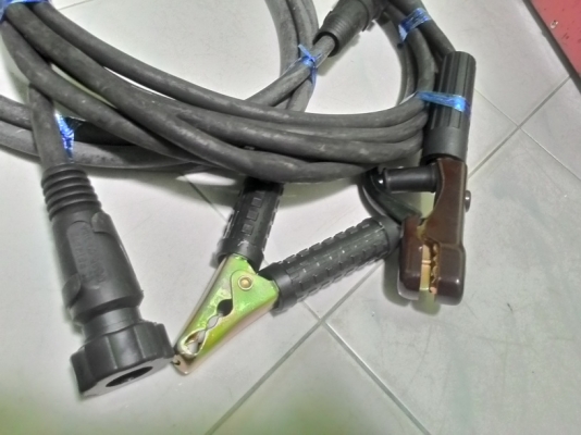 เครื่องเชื่อมอินเวอร์เตอร์ เวลโปร ขนาด 160A สภาพพร้อมใช้งานครับ